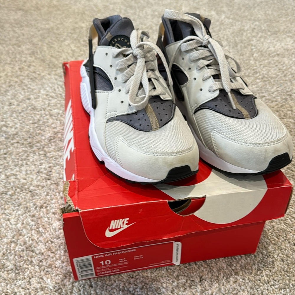 Nike hurache sz10 good shape